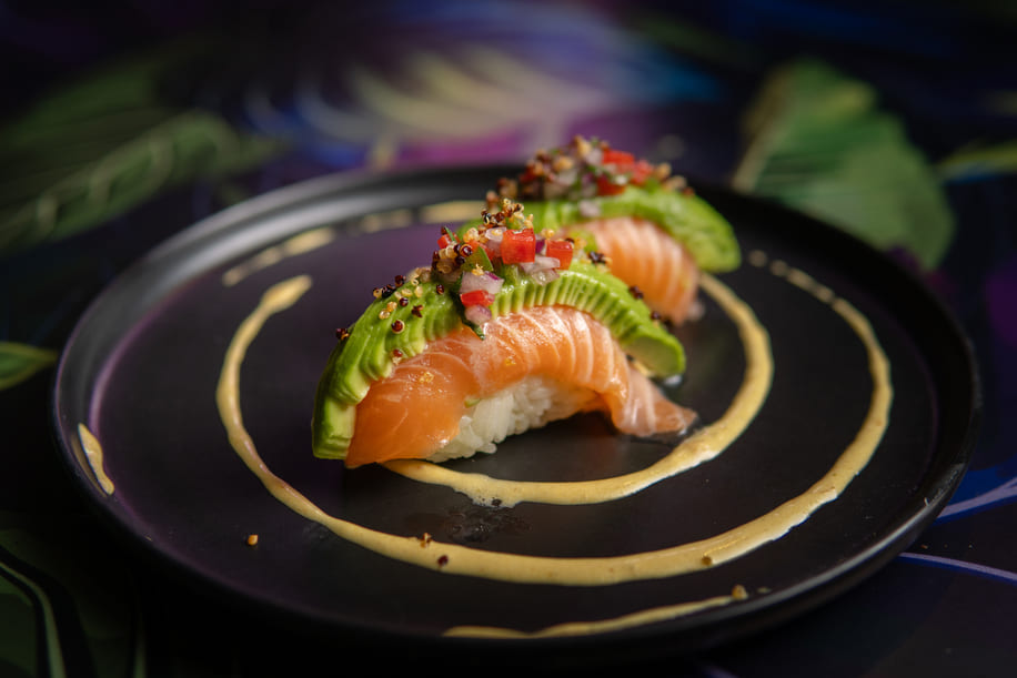 Nigiri Sake Avocado